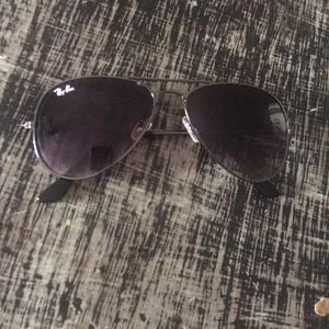 Ray-Ban Black Aviator Sunglasses